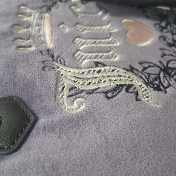 JUICY COUTURE Heritage Satchel in Dusty Violet/Chocolate - Picture 16 of 16